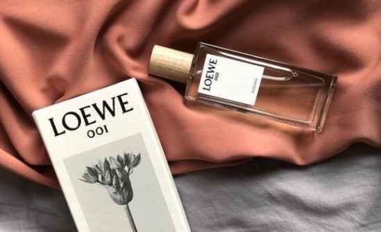 loewe香水001男女款对比，loewe香水001留香时间长吗 彩妆 第2张